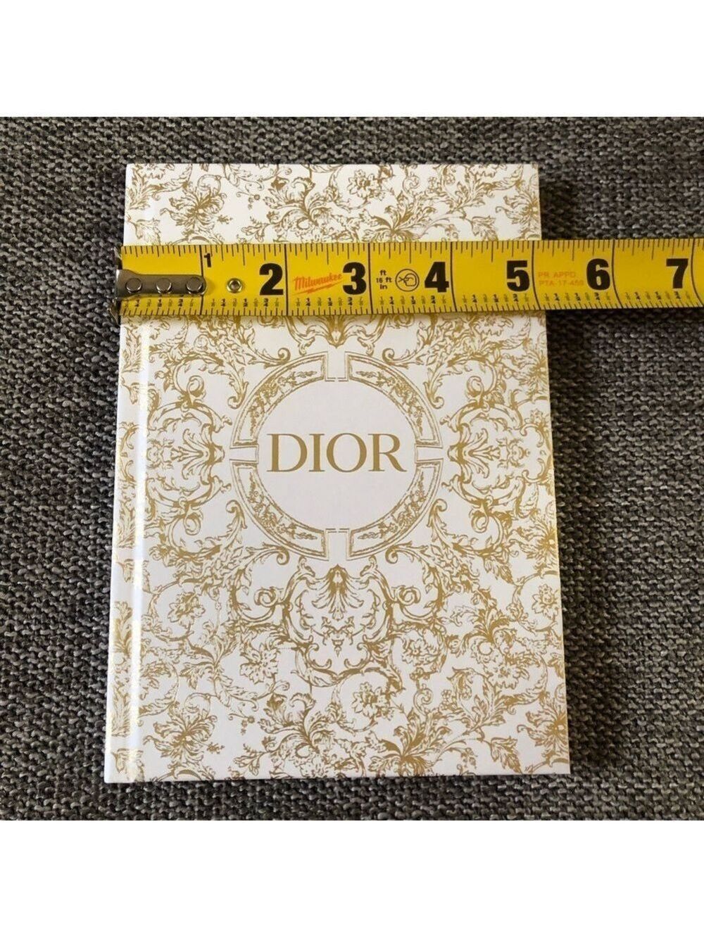 CHRISTIAN Dior Premium Notebook Christmas Holiday 2023 White Golden Authentic - Picture 16 of 16